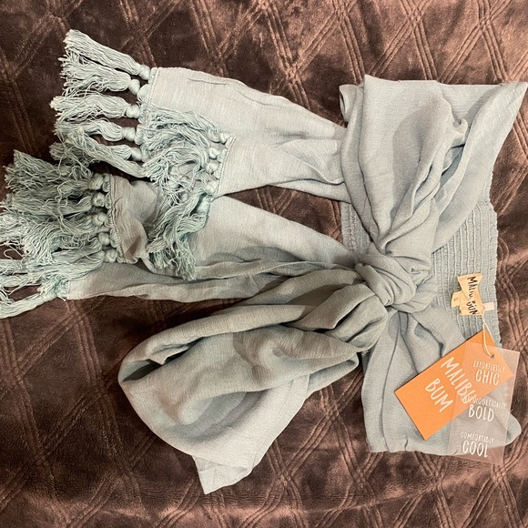 Brand new 2-piece lightweight, blue set, perfect for summer!! - Picture 3 of 4